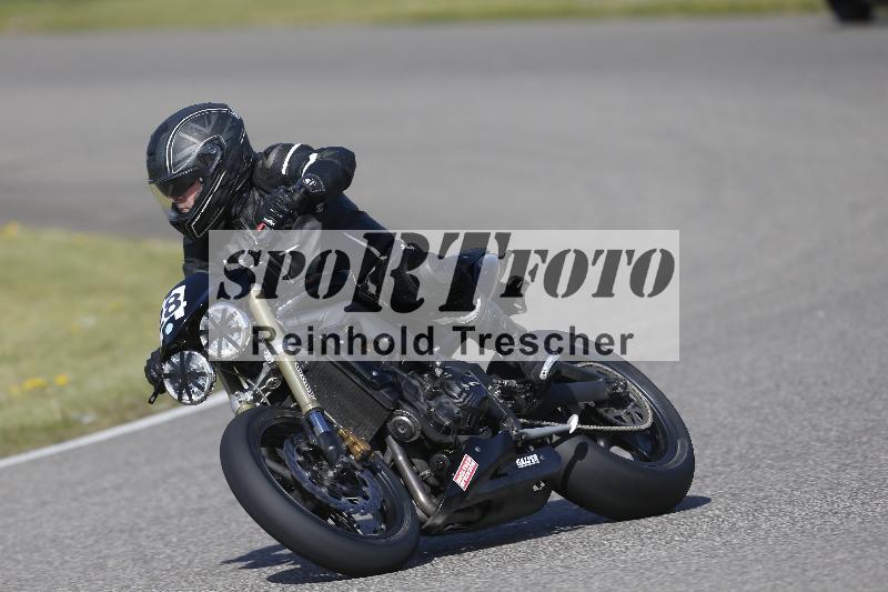 /07 09.04.2026 Cornu Master School ADR/Gruppe blau/28